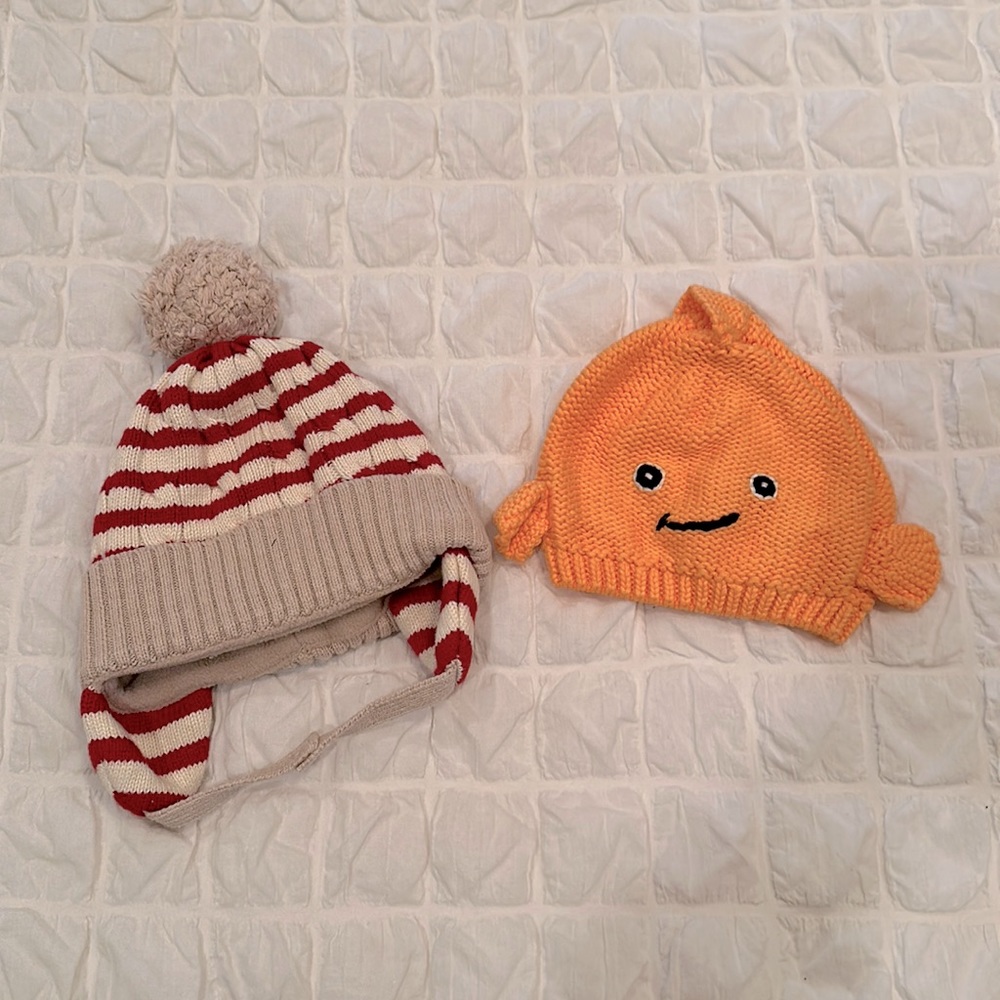 Gap baby beanies